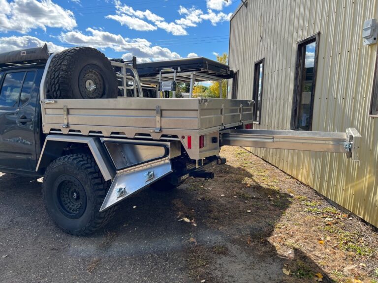 SUMMIT EXPEDITION TRUCKS NISSAN FRONTIER 5FT BOX TREAD MAGAZINE 6FT 72 FLAT BED UTE TRAY 11