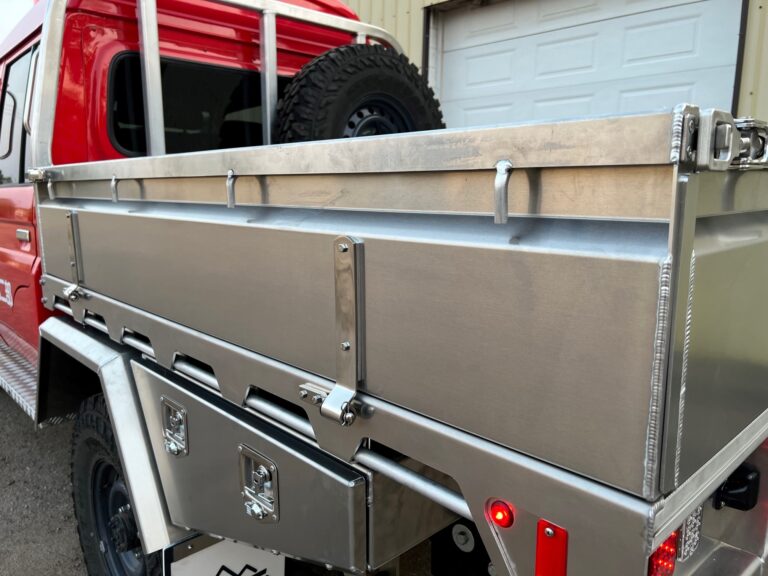 SUMMIT EXPEDITION TRUCKS TOYOTA LAND CRUISER HZJ79 6FT FLATBED UTE TRAY CANOPY 7