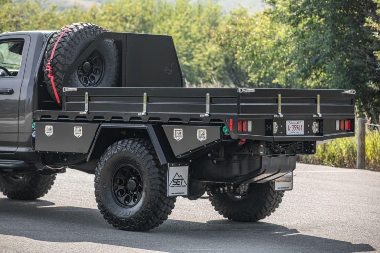 SUMMIT EXPEDITION TRUCKS CAB AND CHASSIS RAM 3500 9FT FLATBED TRAY UTE DECK FWC 7