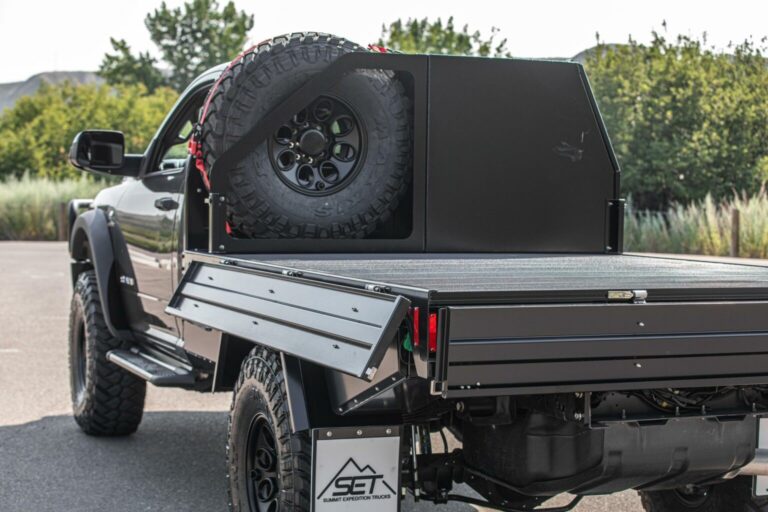 SUMMIT EXPEDITION TRUCKS CAB AND CHASSIS RAM 3500 9FT FLATBED TRAY UTE DECK FWC 7
