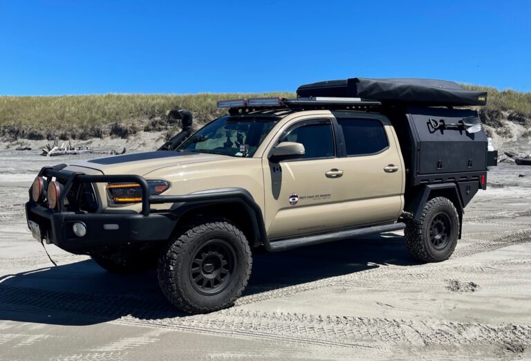 SUMMIT EXPEDITION TRUCKS TOYOTA TACOMA DOUBLE CAB SHORT BOX BED EXPEDITION 60 5FT CANOPY WCOR WEST COAST OFF-ROADERS FLATBED TRUCK 1
