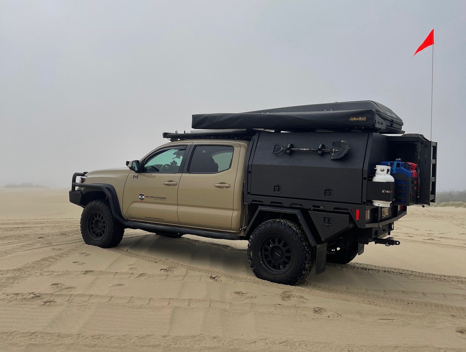 SUMMIT EXPEDITION TRUCKS TOYOTA TACOMA DOUBLE CAB SHORT BOX BED EXPEDITION 60 5FT CANOPY WCOR WEST COAST OFF-ROADERS FLATBED TRUCK 2