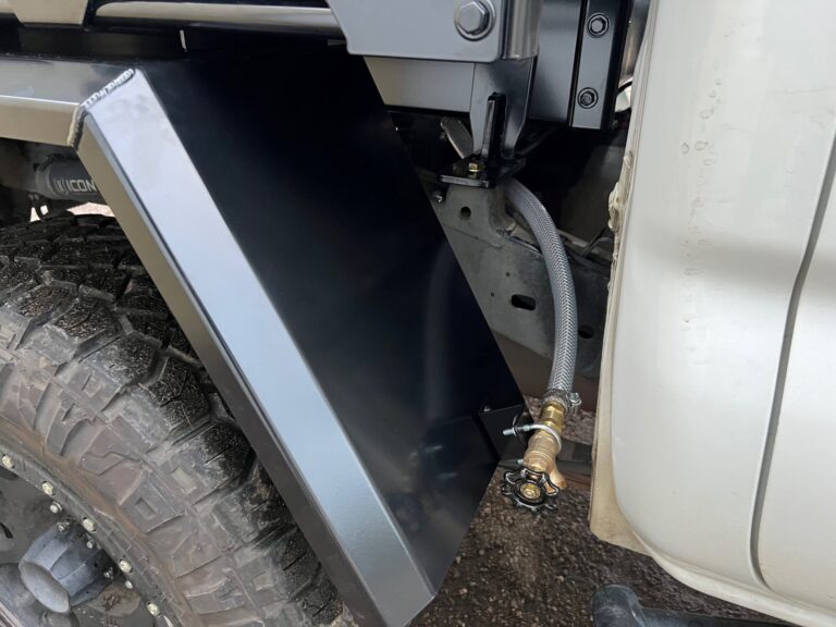 SUMMIT EXPEDITION TRUCKS TOYOTA TACOMA DOUBLE CAB SHORT BOX BED EXPEDITION FLATBED TRUCK 16