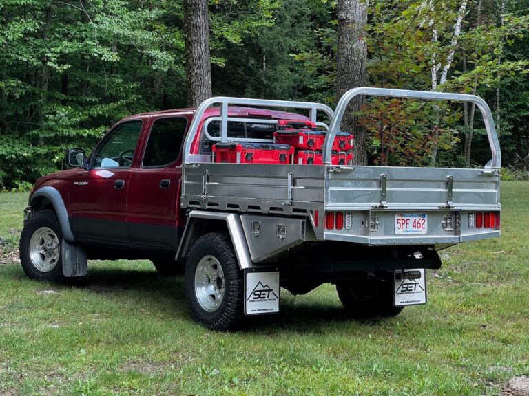 SUMMIT EXPEDITION TRUCKS TOYOTA TACOMA DOUBLE CAB SHORT BOX UTE TRAY FLATBED TRUCK 1